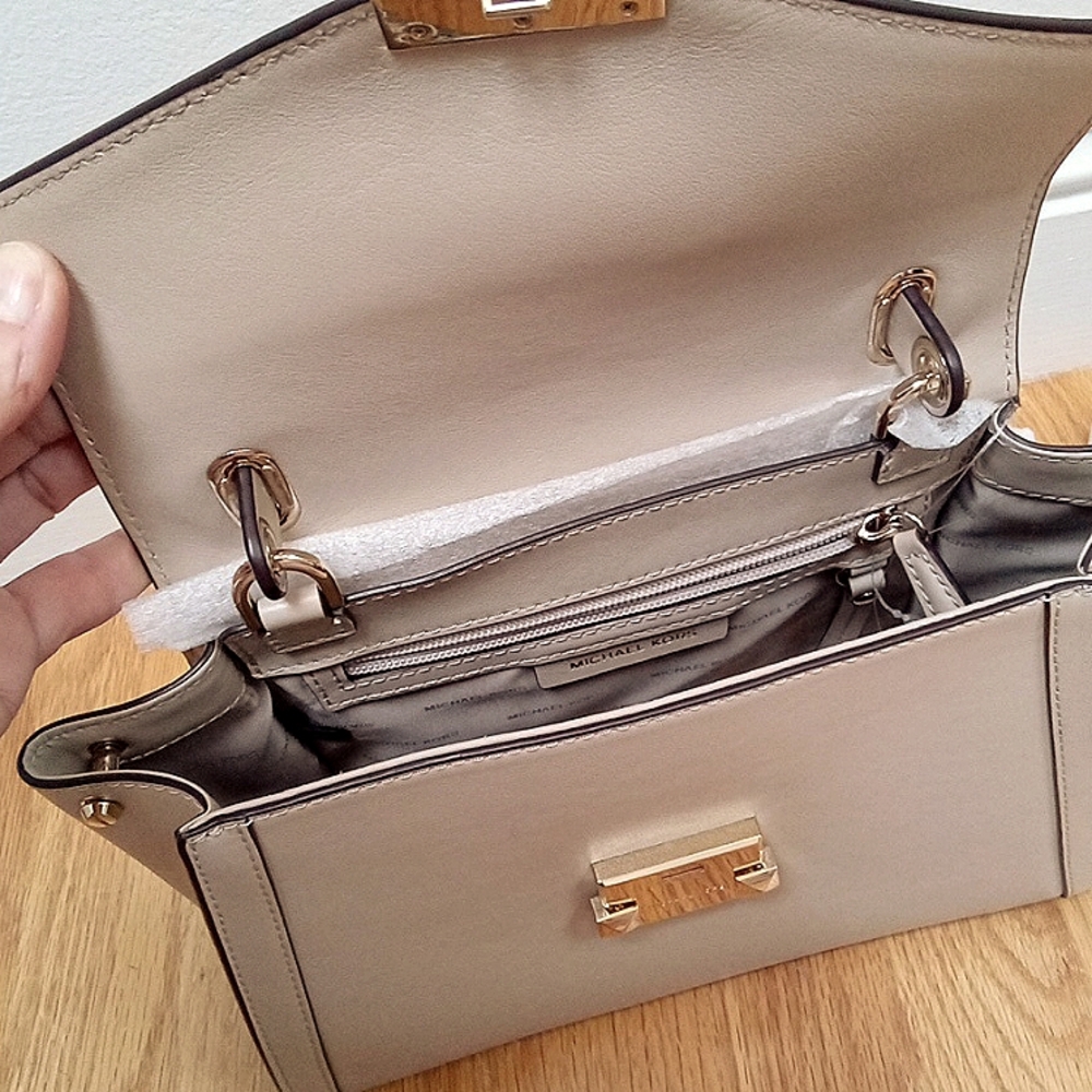 NEW! Michael Kors Whitney Fawn MD Satchel Leather - Picture 6 of 8